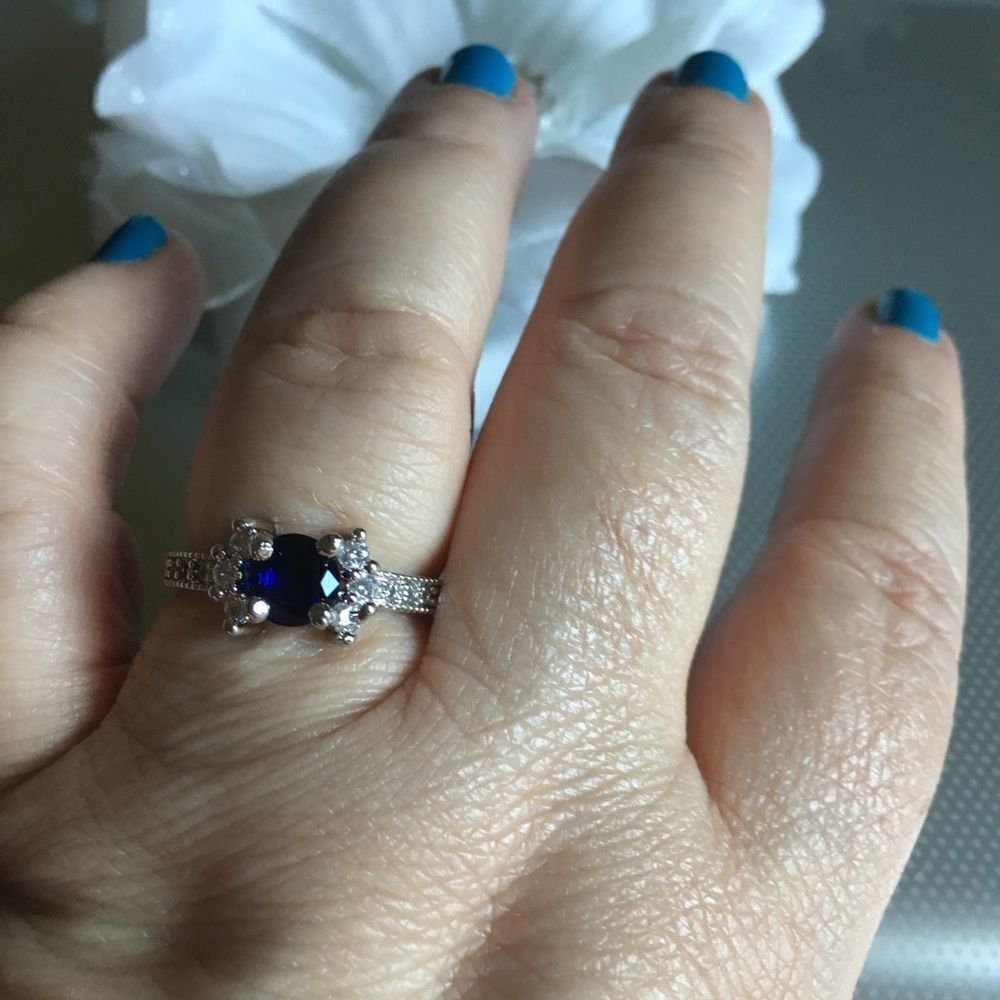 September Birthstone Ring‎ - Picture 2 of 2
